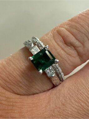 TACORI Platinum Emerald and Diamond Ring Set